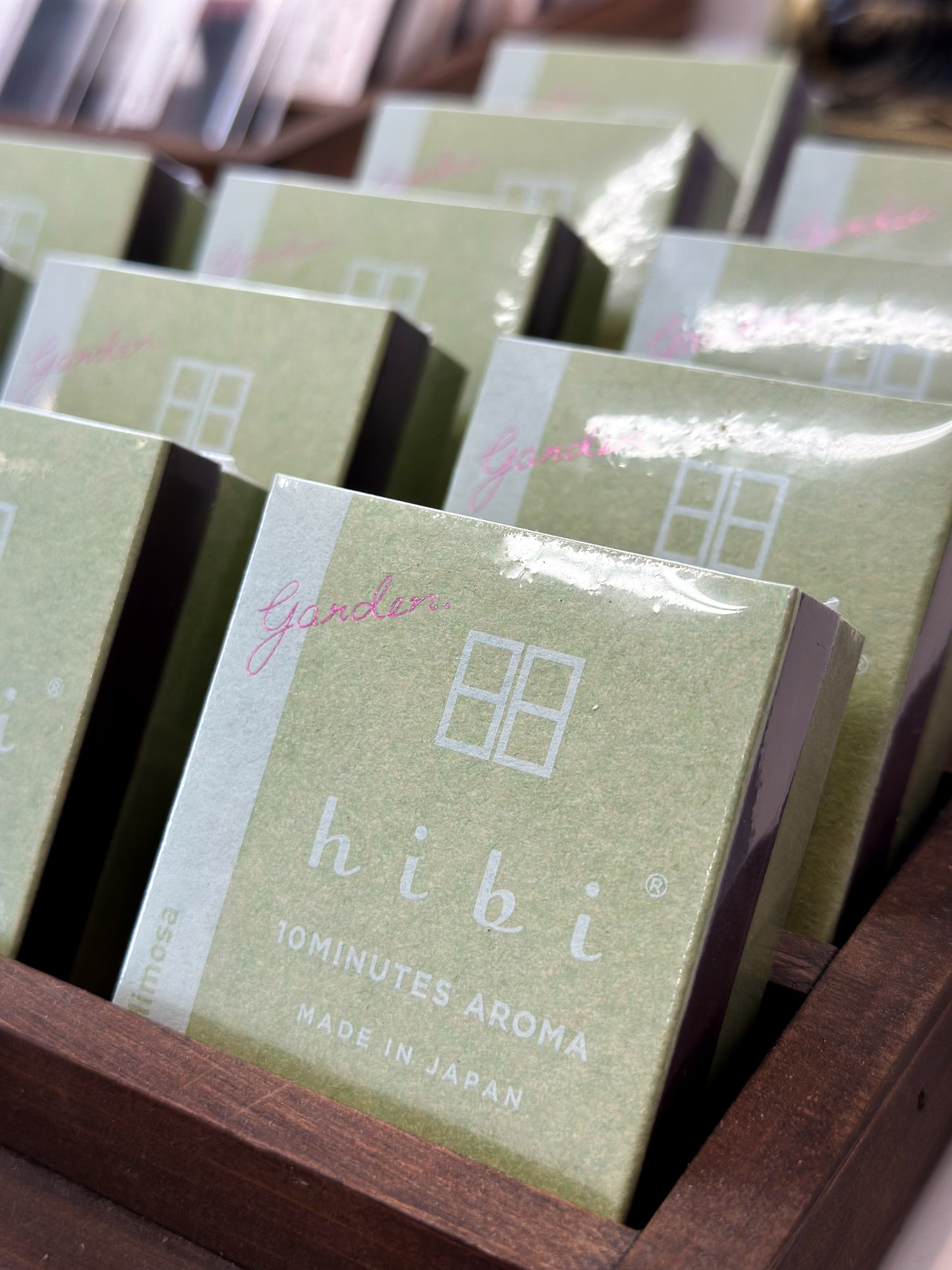 Hibi 10Minutes Aroma Garden Wisteria