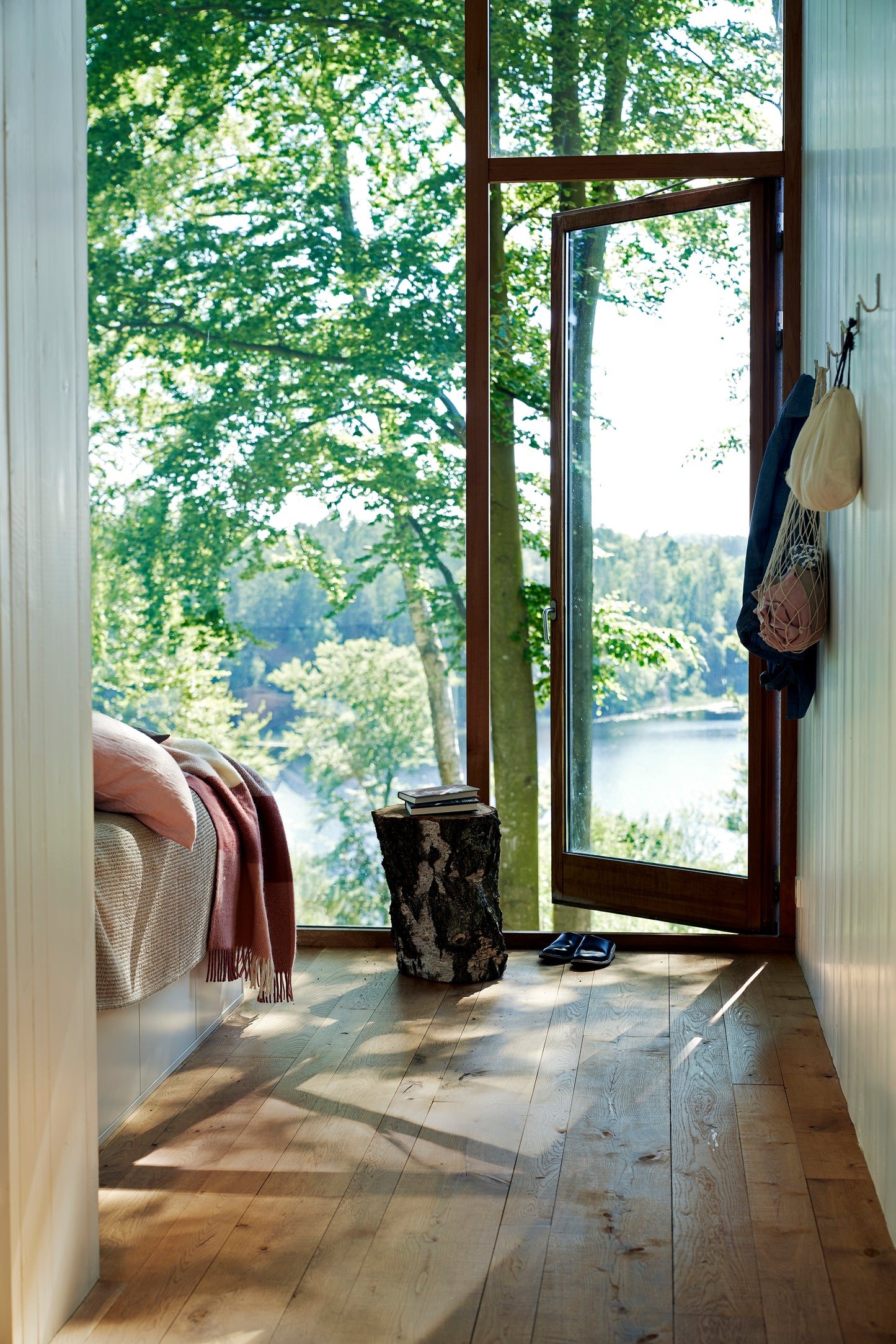 Klippan Yllefabrik Woven Throw Dot & Stripes