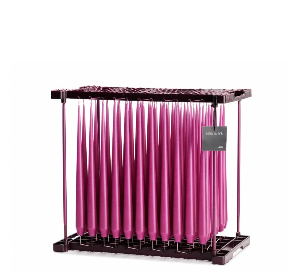 Ester & Erik Peitschenkerze 32cm Fuchsia